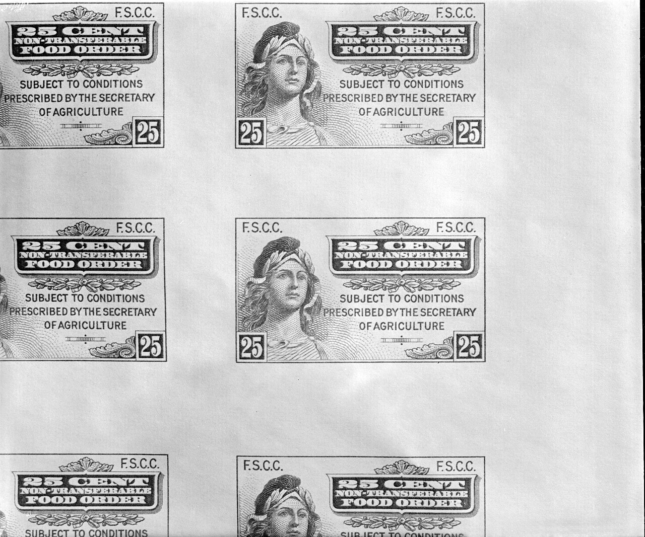 Uncut sheets of 25-cent food orders on a press bed, 1939 / Pliegos sin cortar de vales de comida de 25 centavos, 1939